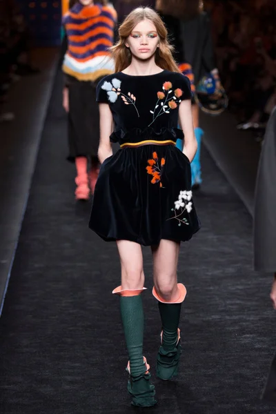Look 31